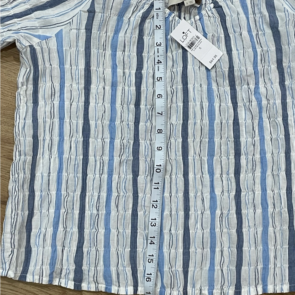 NWT Loft Cropped Peasant Top - Picture 9 of 10